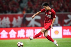  国米锋霸梅开二度登顶射手榜  